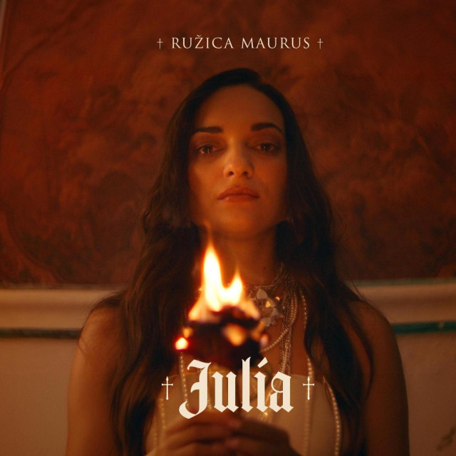 Ružica Maurus predstavlja novu pjesmu ”Julia”