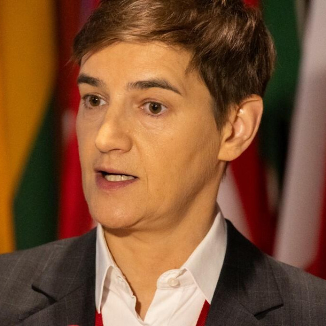 Ana Brnabić nije mogla vjerovati da joj se u predizbornom sučeljavanju ne ispunjavaju njene političke želje 