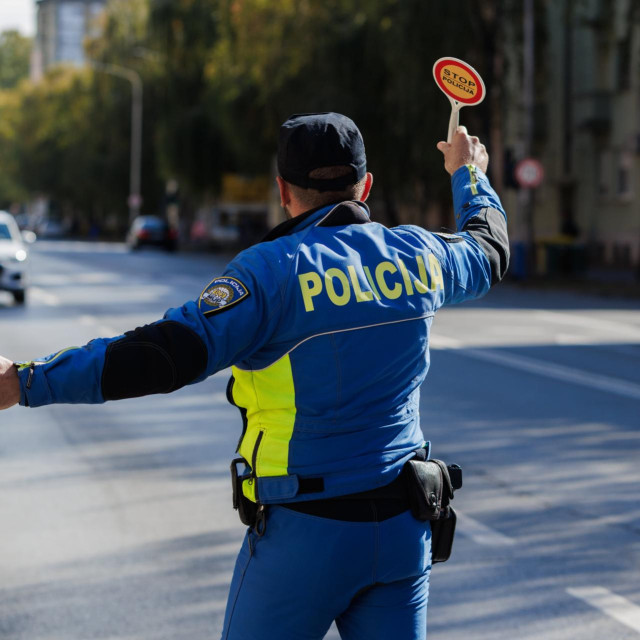 Ilustracija, policija