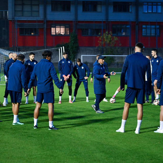 Dinamo u utorak na Maksimiru dočekuje Rijeku nakon poraza od NEC-a, a Mario Kovačević ima brojne dvojbe