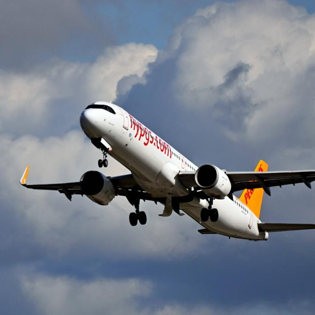 Putnički zrakoplov kompanije Pegasus Airlines, ilustracija