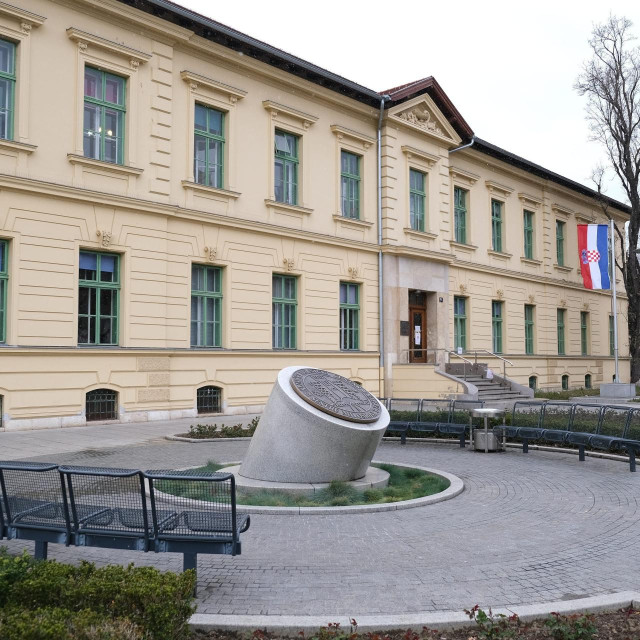Zgrada KBC Sestre milosrdnice u Vinogradskoj