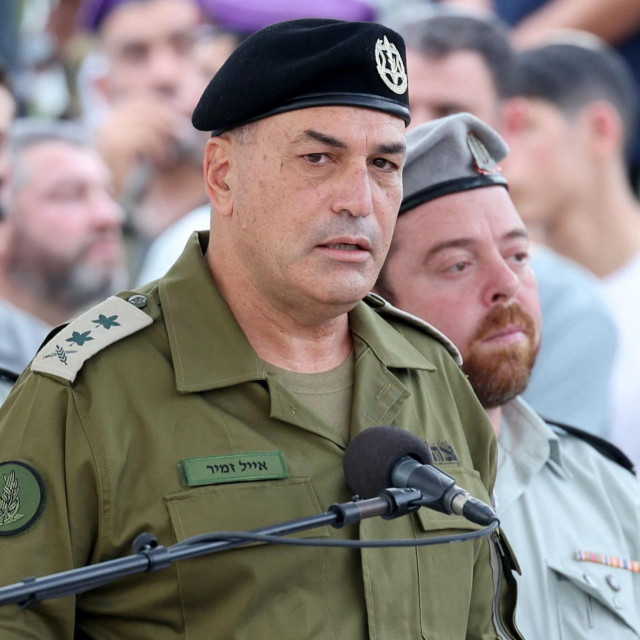 Eyal Zamir 