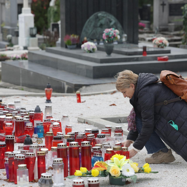 Groblje Mirogoj uoči blagdana Svih svetih i Dušnog dana
 