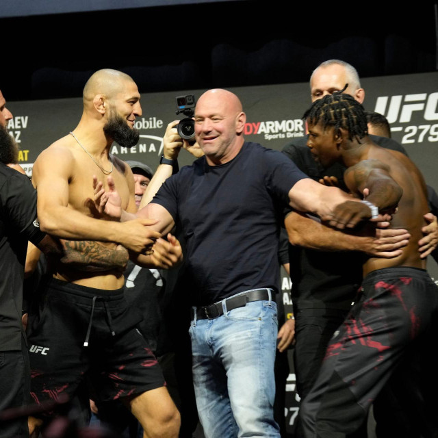 Hamzat Čimajev, Dana White i Kevin Holland